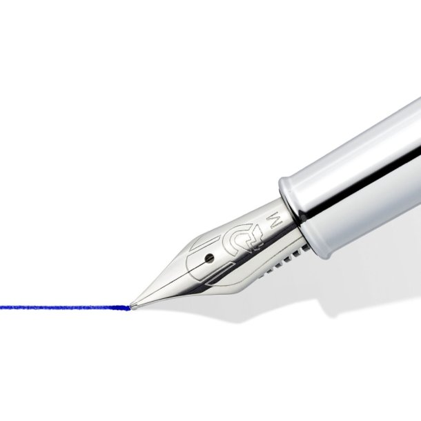 Staedtler Fyldepen - Triplus medium - rd - (bl skrift)